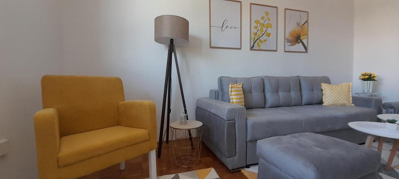 סראייבו Cozy And Sunny Apartment Near The Airport מראה חיצוני תמונה